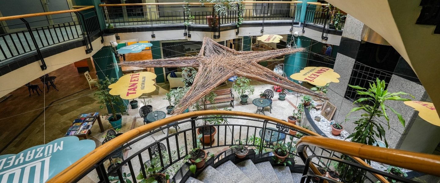 Tan Evi Fotoğrafları